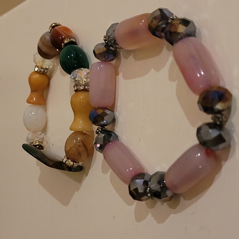 2 bracelets